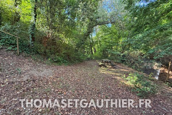 Mormoiron Maison 90 m² en bordure de ruisseau sur terrain de 458m2