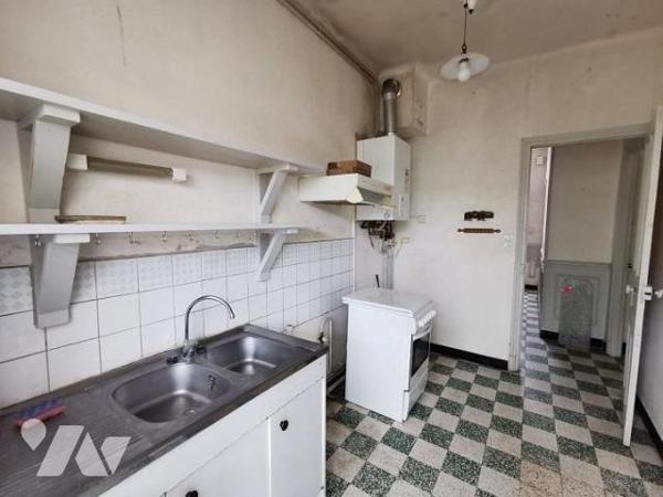 MAISON SEMI MITOYENNE