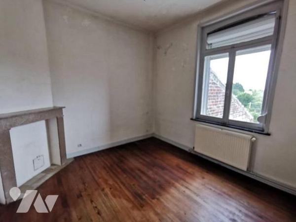 MAISON SEMI MITOYENNE