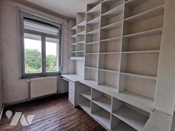 MAISON SEMI MITOYENNE