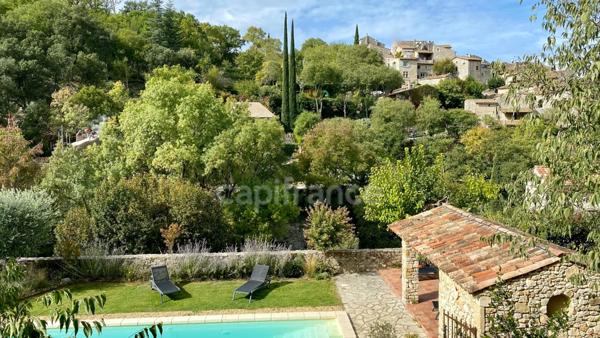 Dpt Gard (30), à vendre proche de BARJAC, aux portes de l'Ardèche, ancien Mas avec gîtes de 350 m² - Terrain de 5 000 m² avec piscine
