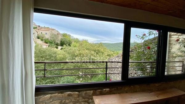 Dpt Gard (30), à vendre proche de BARJAC, aux portes de l'Ardèche, ancien Mas avec gîtes de 350 m² - Terrain de 5 000 m² avec piscine