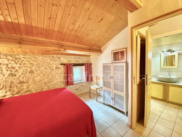 Dpt Gard (30), à vendre proche de BARJAC, aux portes de l'Ardèche, ancien Mas avec gîtes de 350 m² - Terrain de 5 000 m² avec piscine