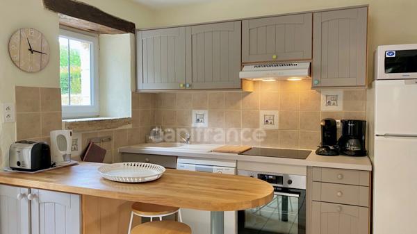 Dpt Gard (30), à vendre proche de BARJAC, aux portes de l'Ardèche, ancien Mas avec gîtes de 350 m² - Terrain de 5 000 m² avec piscine