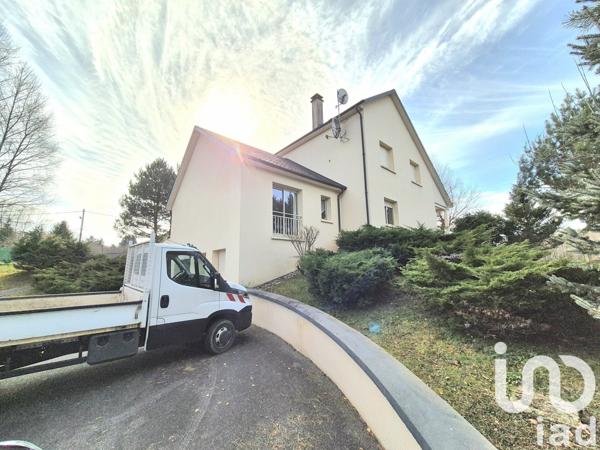 Maison traditionnelle 7 pièces de 187 m² à Égletons (19300)