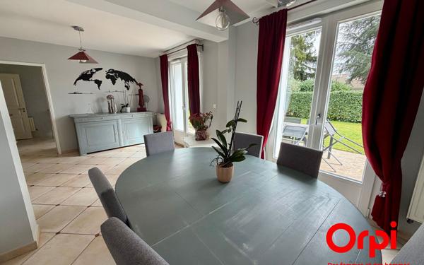 Maison à vendre    6 pièces • 169 m2 Voisins-le-Bretonneux