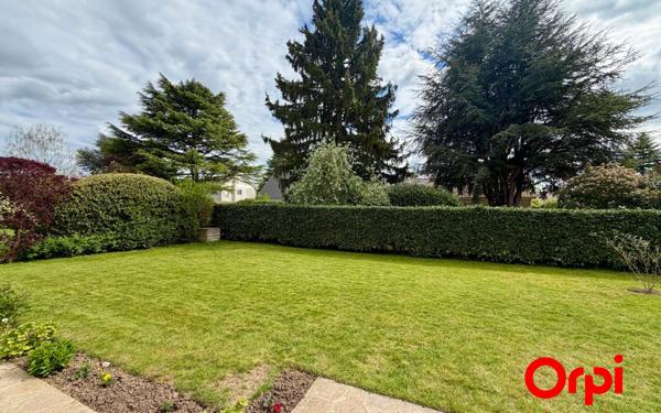 Maison à vendre    6 pièces • 169 m2 Voisins-le-Bretonneux