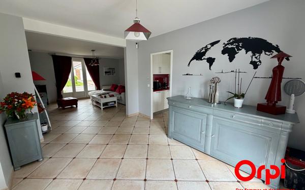 Maison à vendre    6 pièces • 169 m2 Voisins-le-Bretonneux