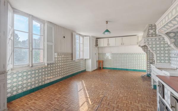 Appartement à vendre    4 pièces • 170 m2 Toulouse