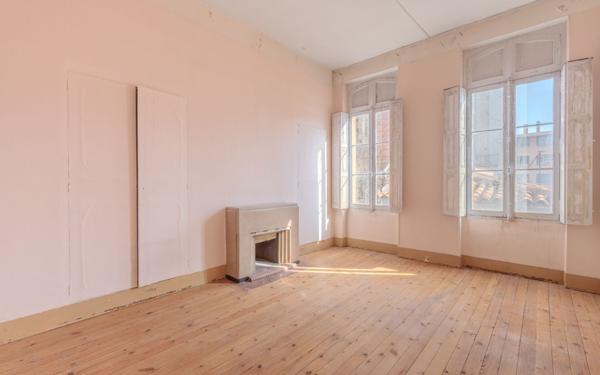 Appartement à vendre    4 pièces • 170 m2 Toulouse