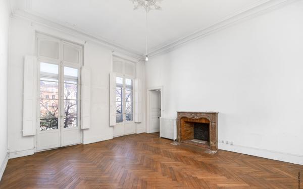 Appartement à vendre    4 pièces • 170 m2 Toulouse