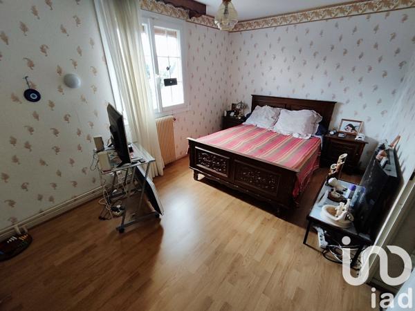 Maison 4 pièces de 89 m² à Saint-Ay (45130)