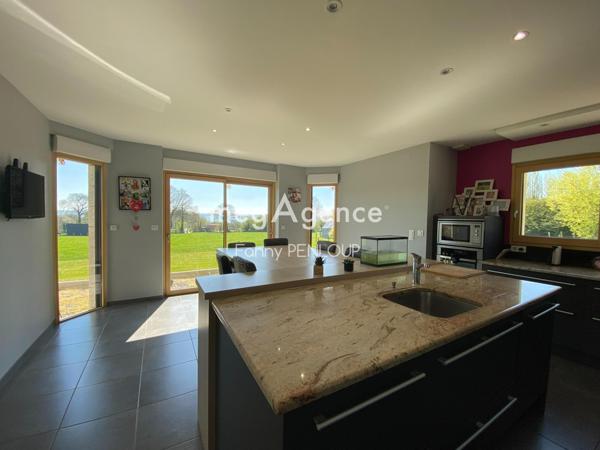 Maison à SAINT-POIS, 50670 - 6 pièces 145m²