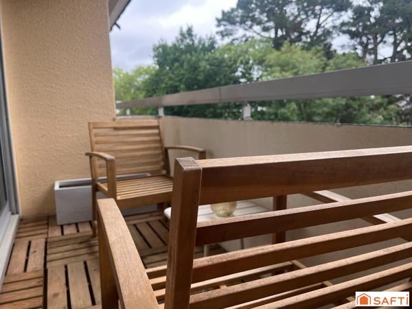 Appartement avec balcon, sans travaux à prévoir