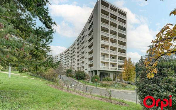 Appartement à vendre    3 pièces • 81,43 m2 Caluire-et-Cuire