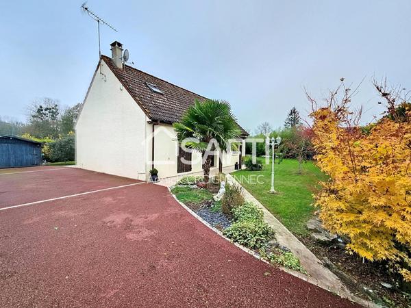 Maison d'habitation avec un studio indépendant