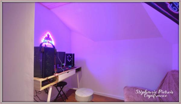 Maison avec un beau cachet et un terrain spacieux