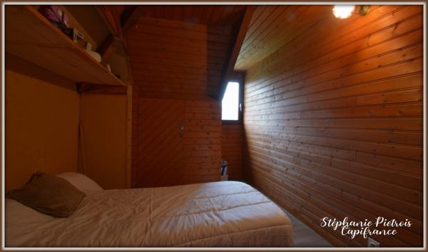 Maison avec un beau cachet et un terrain spacieux