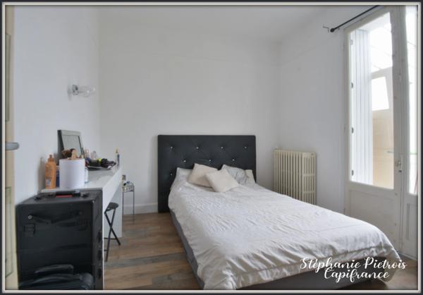 Maison avec un beau cachet et un terrain spacieux