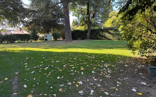 Maison à vendre    7 pièces • 350 m2 Saint-Just-en-Chaussée