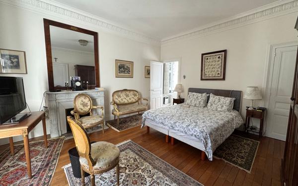 Maison à vendre    7 pièces • 350 m2 Saint-Just-en-Chaussée