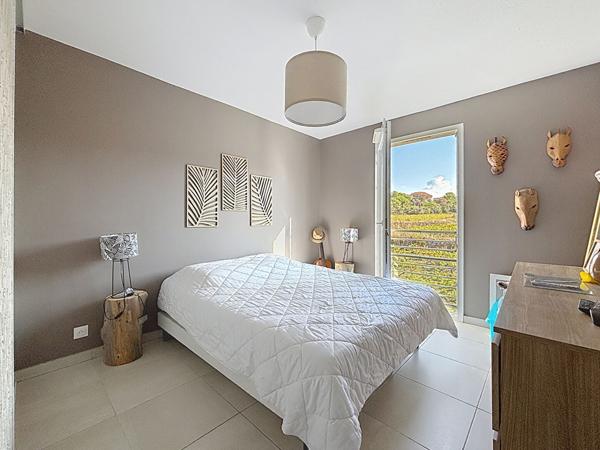 FREJUS CAPITOU - T3 avec Garage et Parking au calme avec terrasse sans vis-à-vis