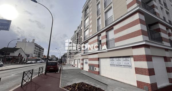 Location Appartement 4 pièces 80.43 m² - Livry-gargan 93190