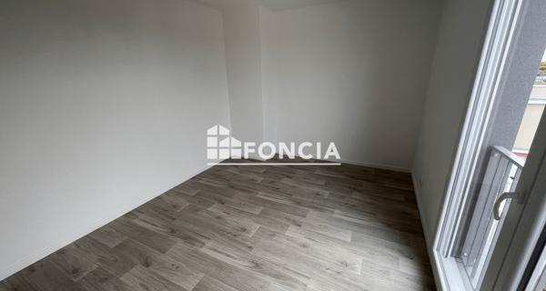 Location Appartement 4 pièces 80.43 m² - Livry-gargan 93190
