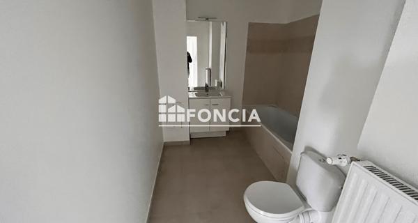Location Appartement 4 pièces 80.43 m² - Livry-gargan 93190