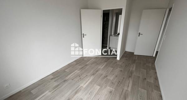 Location Appartement 4 pièces 80.43 m² - Livry-gargan 93190
