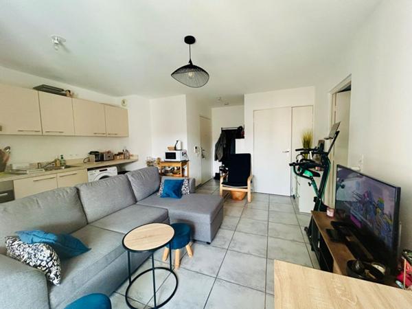 Appartement T2 avec grande terrasse à 800m de la plage ? LE LAVANDOU