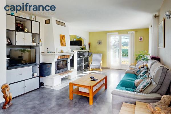 Maison en campagne, avec dépendance 7 pièces, 5 chambres, piscine + annexes