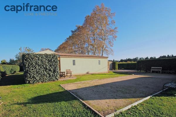 Maison en campagne, avec dépendance 7 pièces, 5 chambres, piscine + annexes