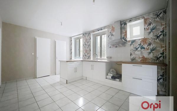 Appartement à louer    2 pièces • 56,60 m2 Montluçon