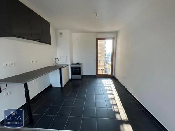 Appartement à louer 3 pièces 65.61m²