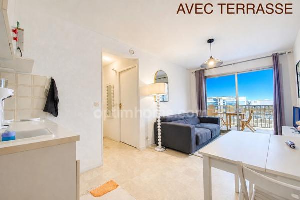 Appartement T2 25 m2 avec terrasse à Sète
