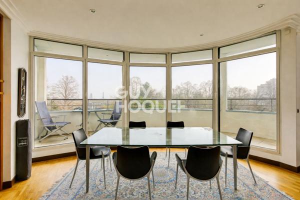 Somptueux Immeuble Art Déco 1925, 554m2 refait à neuf avec le style et les matériaux de l'époque