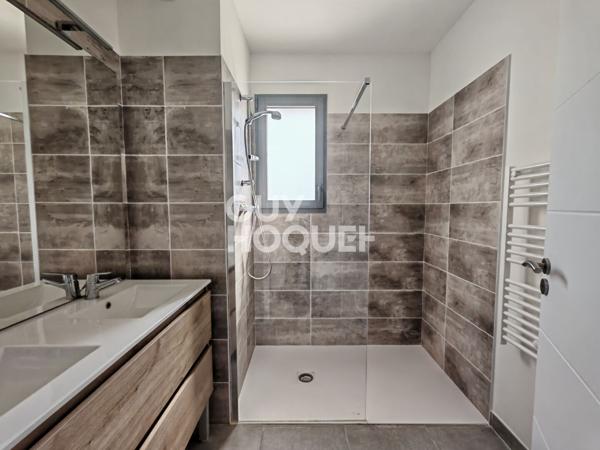 Superbe T3 duplex avec terrasse dans une résidence provençale intimiste