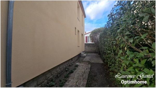 Maison à vendre 8 pièces avec terrasse DIGNE LES BAINS (04)