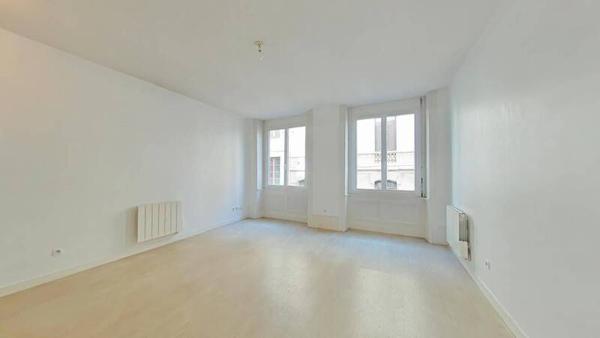 Appartement 2 pièces                                        - 42000 Saint-Étienne Réf : 13354