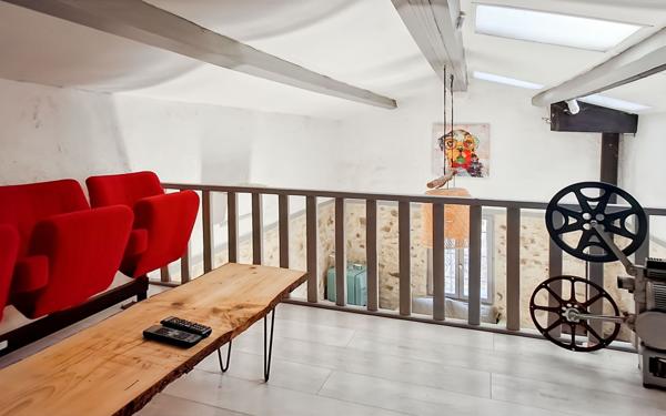 Maison à vendre    5 pièces •  Nîmes