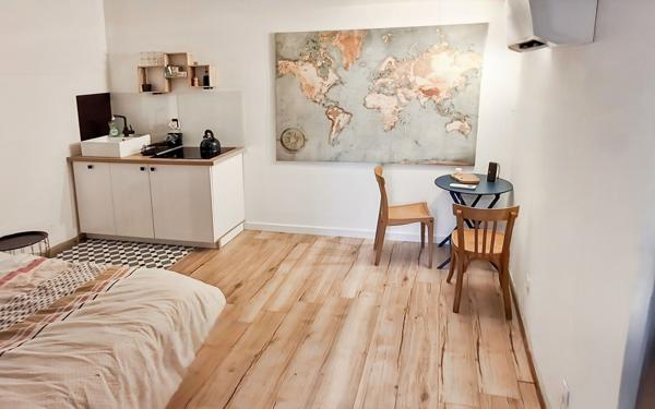 Maison à vendre    5 pièces •  Nîmes