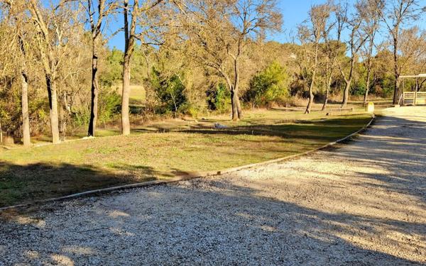 Maison à vendre    5 pièces •  Nîmes