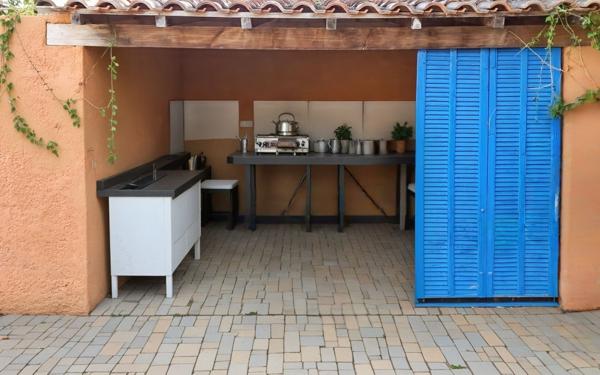 Maison à vendre    5 pièces •  Nîmes