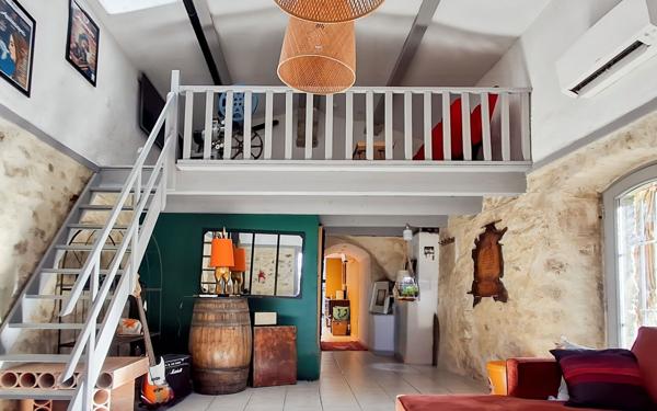 Maison à vendre    5 pièces •  Nîmes