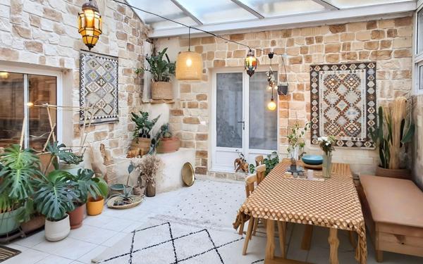 Maison à vendre    5 pièces •  Nîmes