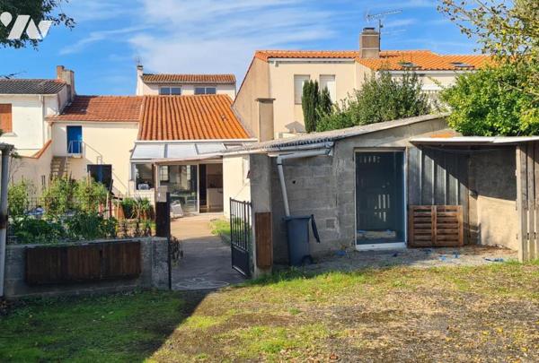 Maison à usage d'habitation d'une superficie d'environ 130 m² sur un terrain d'environ 622 m²