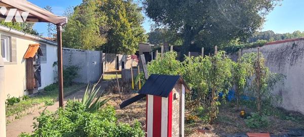 Maison à usage d'habitation d'une superficie d'environ 130 m² sur un terrain d'environ 622 m²