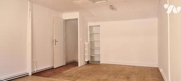 Maison à usage d'habitation d'une superficie d'environ 130 m² sur un terrain d'environ 622 m²