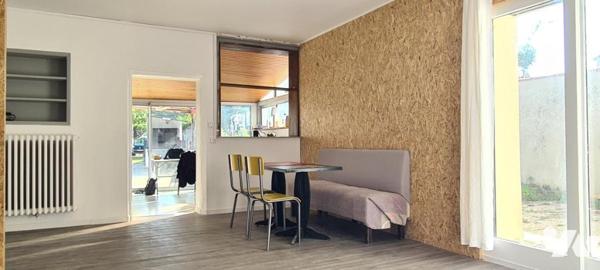 Maison à usage d'habitation d'une superficie d'environ 130 m² sur un terrain d'environ 622 m²